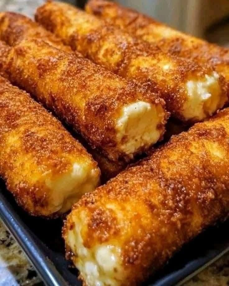 Crispy Mozzarella Cheese Roll