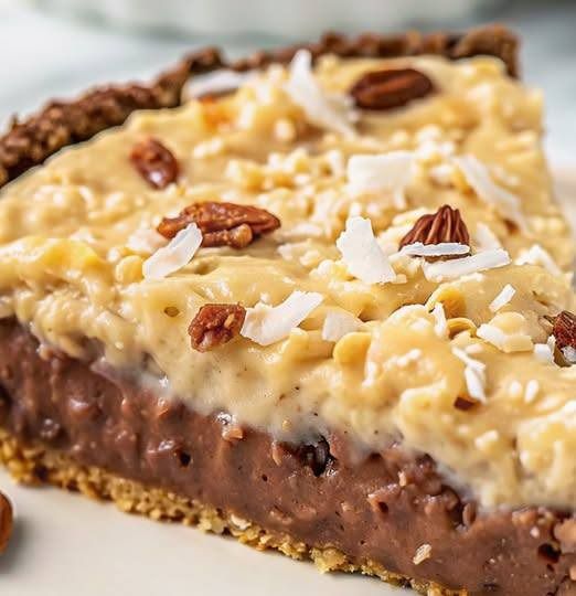 German Chocolate Pie (Rich, Creamy & Irresistibly Classic)