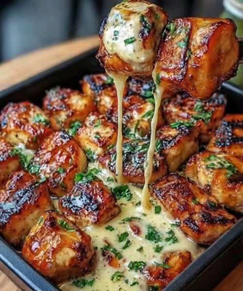 Grilled Chicken Bites with Creamy Garlic Sauce