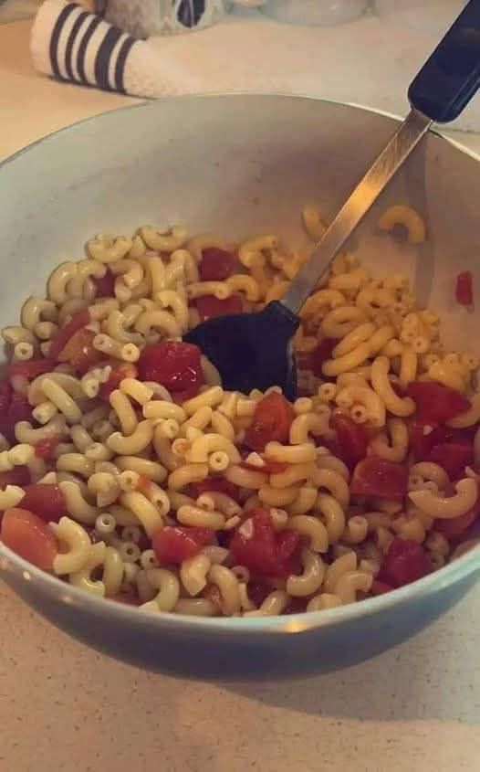 Macaroni and Tomatoes