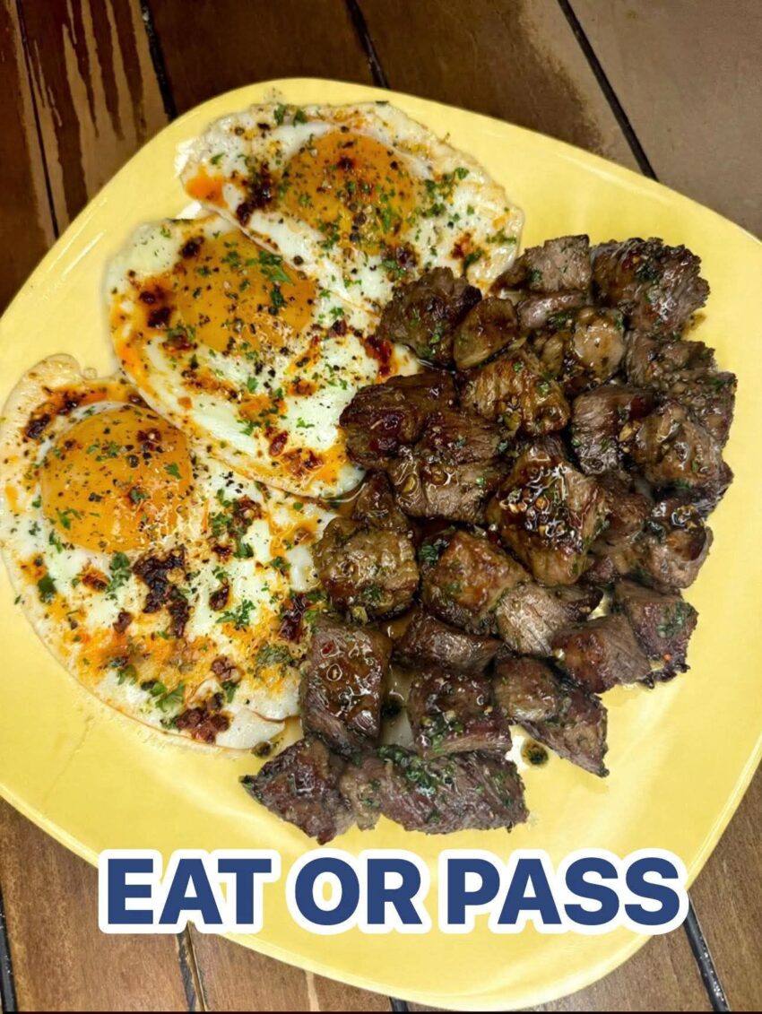 Garlic butter steak bites with eggs